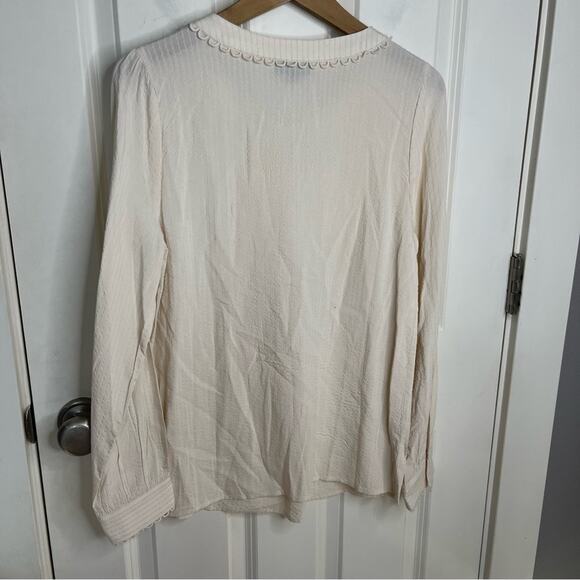 ModCloth Ivory Pintuck Button Down Dainty Long Sleeve Blouse Size Medium - Picture 8 of 8